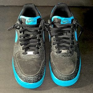 Nike Air Force One Low Black Vivid